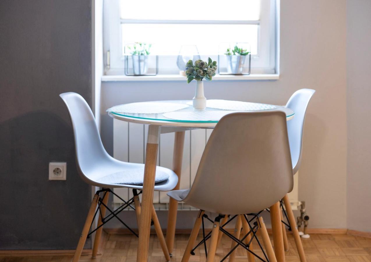 Apartment Teatar توزلا المظهر الخارجي الصورة